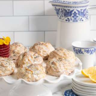 Ridiculously Easy Lemon Poppy Seed Scones