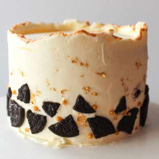 Oreo & Gold Cake