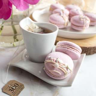 Earl Grey Macarons