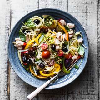 Spaghetti Peperonata with Tuna and Olives