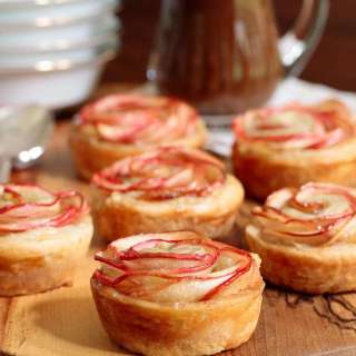 Glazed Puff Pastry Roses