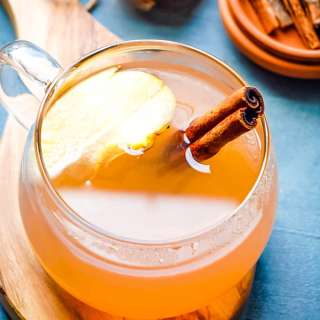 Apple Cinnamon Tea with Ginger