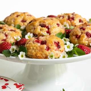 Ridiculously Easy Fresh Strawberry Scones