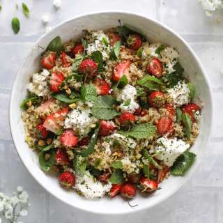 Strawberry Burrata Quinoa Salad