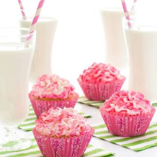 Best Ever Vanilla Cupcakes