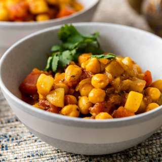 Potato Chickpea Curry (Aloo Chana Masala)