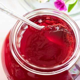 Easy Blackberry Jelly - any time of year!