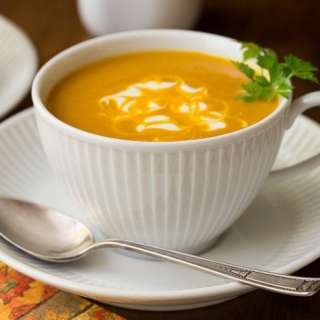 Easy Roasted Pumpkin Coconut Curry Soup
