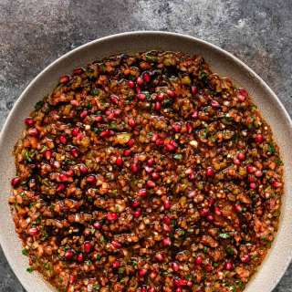 Acili Ezme Recipe (Turkish Salsa)