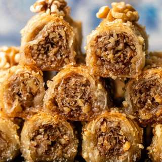 Greek Baklava Rolls (Saragli)