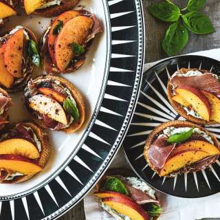 peach, prosciutto and ricotta crostini