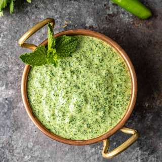Cilantro Mint Chutney (Pudina Chutney)