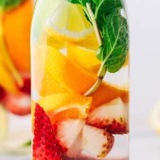 Five Minute Detox Water