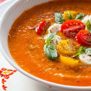 Roasted Tomato Lentil Soup Caprese