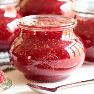 Overnight Raspberry Freezer Jam