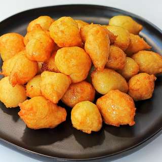 Loukoumádes