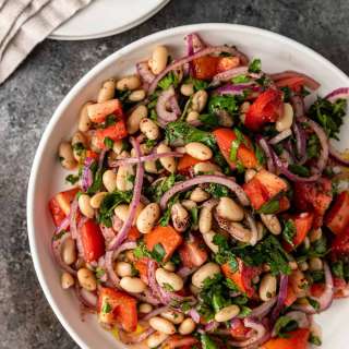 Turkish White Bean Salad (Piyaz)