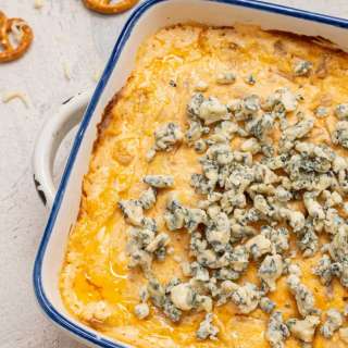 Skinny Buffalo Chicken Dip