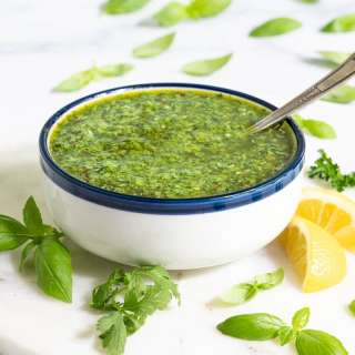15-Minute Chimichurri Sauce