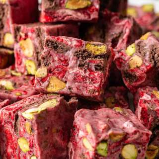 Strawberry Snowflake Crisps