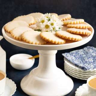 Lemon-Glazed French Sable Cookies