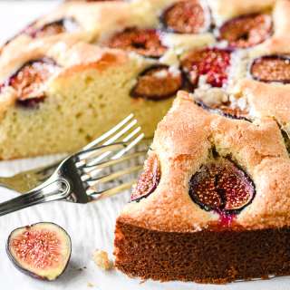 Almond Fig Cake