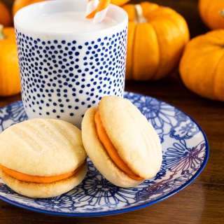 Meltaway Cookies with Pumpkin Pie Buttercream