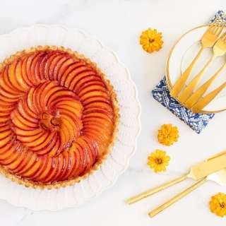 French Almond Plum Tart (Tarte Et Creme D'amande)