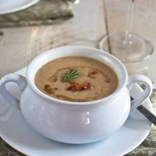 Tuscan White Bean Soup with rosemary and pancetta