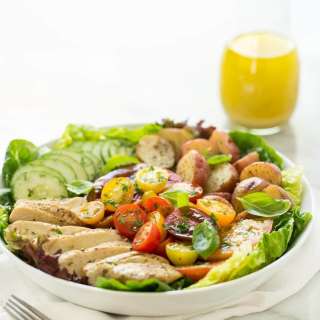 Grilled Chicken Tomato Cucumber Salad