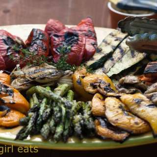 Grilled vegetables with lemon, thyme and butter marinade.