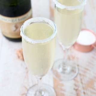Pineapple Whip Fizz