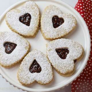 Linzer Cookies