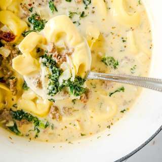 Lemony Tuscan Tortellini Soup