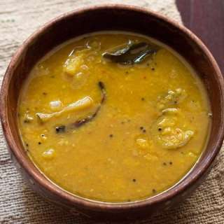 Brinjal Sambar (Kathirikai Sambar)