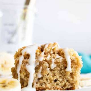 Banana Bread Crumb Cake