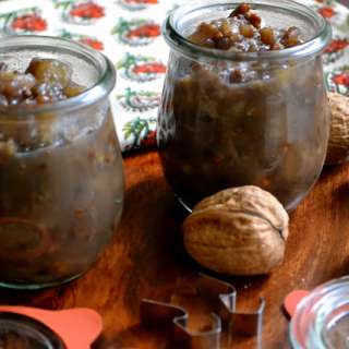 Spiced Pear and Walnut Chutney
