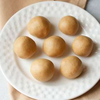 Sunnundalu Recipe | Urad Dal Laddu