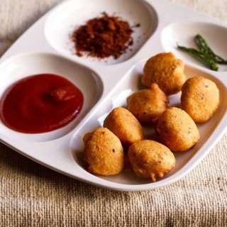 Moong Dal Pakoda | Moong Dal Bhajiya | Moong Dal Vada