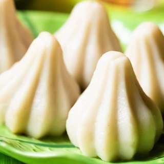 Modak Recipe (Ukadiche Modak) - With Mould & Without It