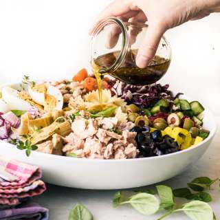 Mediterranean Pasta Salad with Tuna