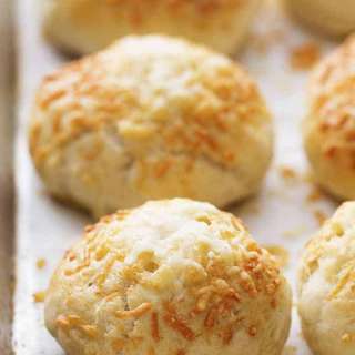 30 minute Asiago Cheese Rolls