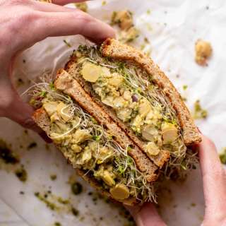 Pesto Smashed Chickpea Salad