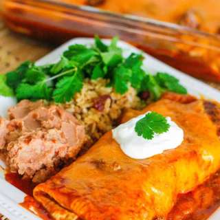SLOW COOKER CHILE COLORADO SMOTHERED BURRITOS
