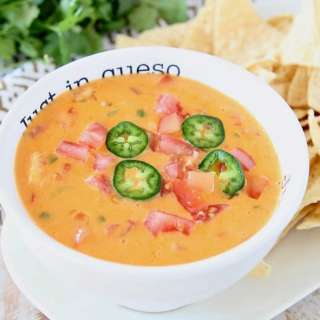 Buffalo Queso Dip