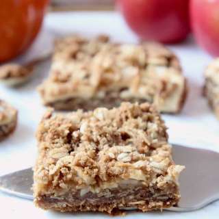 Pumpkin Spice Apple Oatmeal Bars