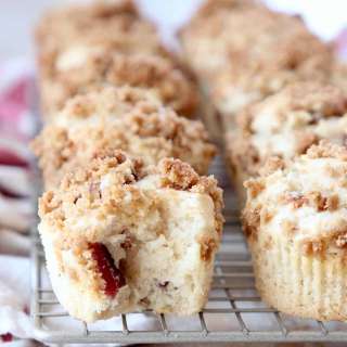 Bacon Maple Muffins with Brown Sugar Crumble