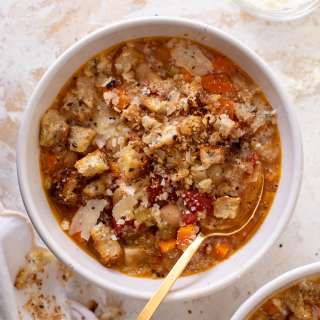 Fire-Roasted Quinoa White Bean Soup