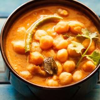 Chickpea Curry Recipe | Coconut Chickpea Curry