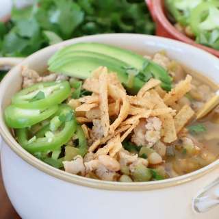Slow Cooker White Chicken Chili